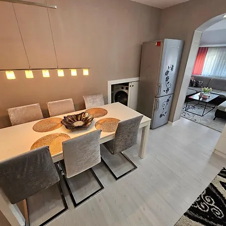 Near The City Center And International Airport In Daire