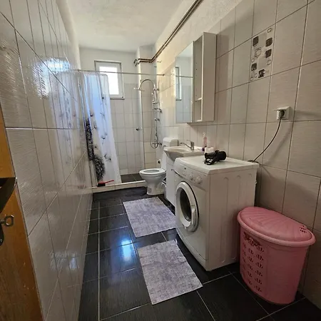 Daire Near The City Center And International Airport In
