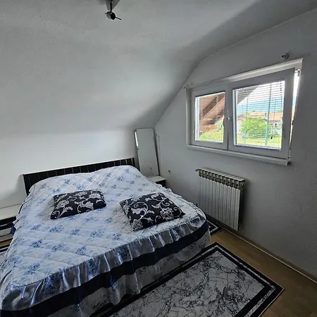Daire Near The City Center And International Airport In Saraybosna