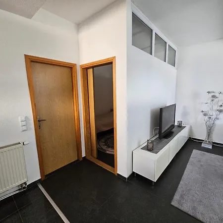 Daire Near The City Center And International Airport In *