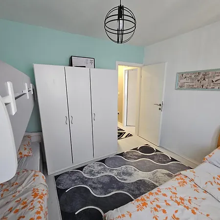 Daire Near The City Center And International Airport In