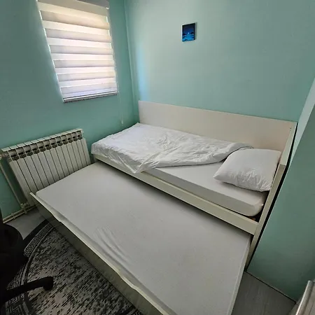 Near The City Center And International Airport In Daire *